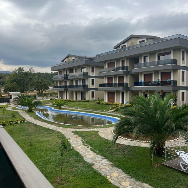 Mia Thermal Residence