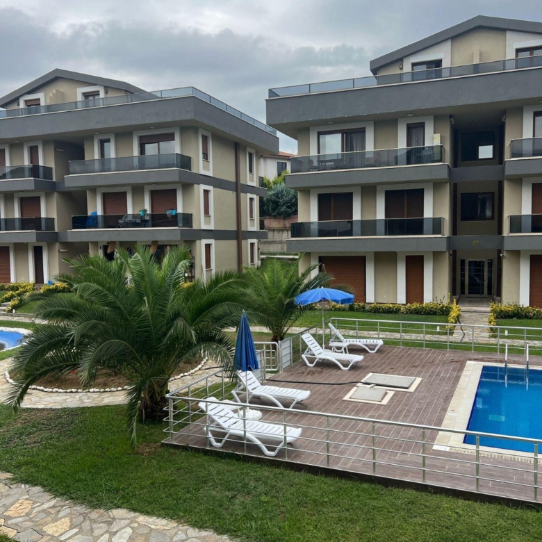Mia Thermal Residence
